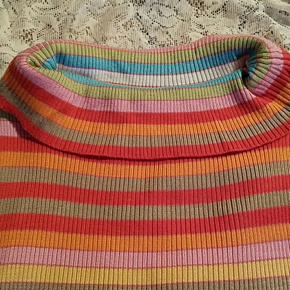 Sweater - Picture 2 of 3