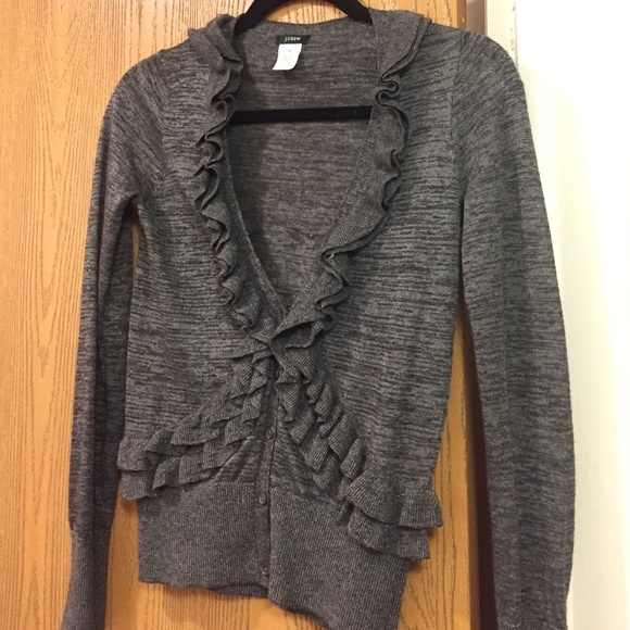 This was a gift to me, too small!! Never worn