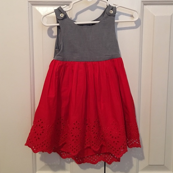 Adorable baby gap dress 12-18 months