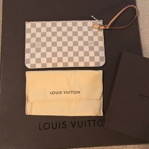 Louis Vuitton Azur never full clutch