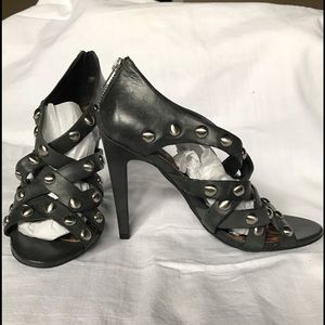 JESSICA SIMPSON Studded Strapped Heel