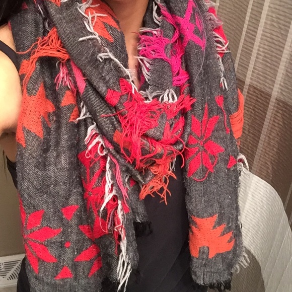 Multicolored scarf - Picture 1 of 1