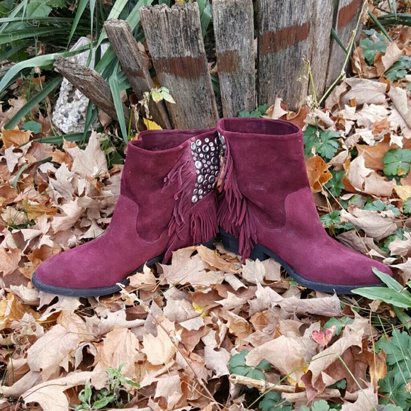 Reba Boots