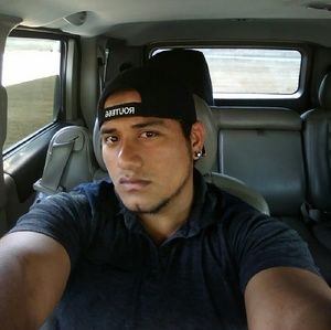 Meet your Posher, Luis