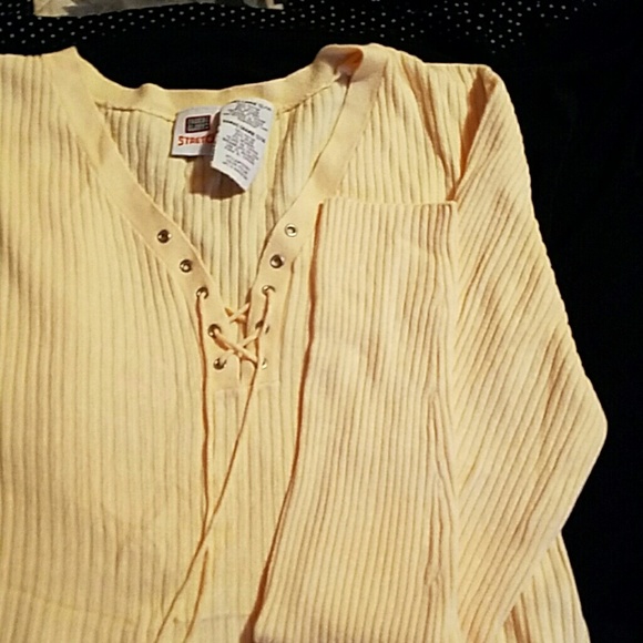 Sweater - Picture 2 of 2