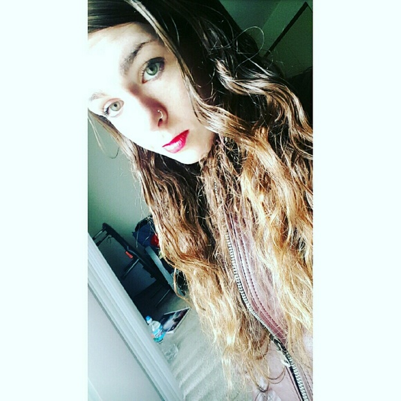 Meet your Posher, Jessica