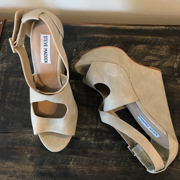 Shoes - Picture 2 of 2