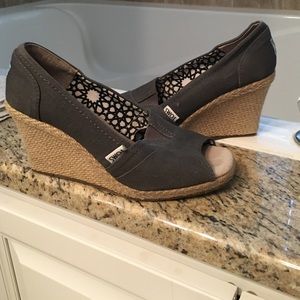 Toms Wedges
