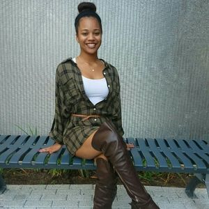 Meet your Posher, Raven