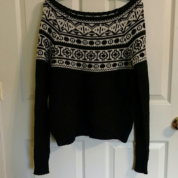 American Eagle Sweater