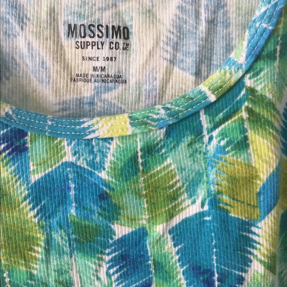 ✖️SOLD✖️ 🔀 Tropical Tank - Picture 3 of 3