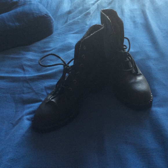 Heeled boots