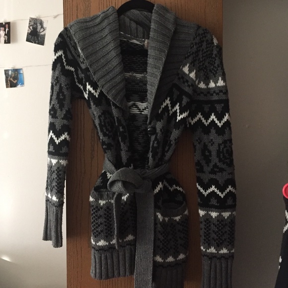 Fun sweater great for warm weather