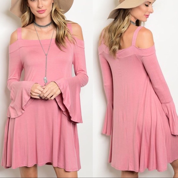 Dresses & Skirts - 🚨LAST 1🚨 Pink Cold Shoulder Dress Bell Sleeves