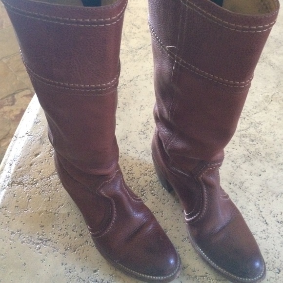 FRYE BOOTS!!