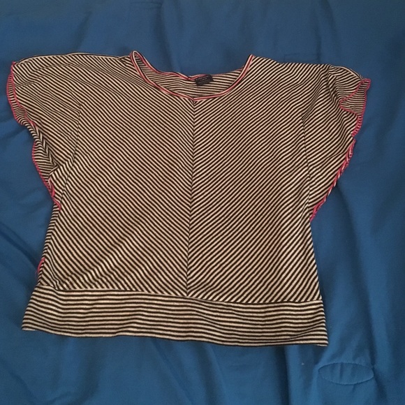 Black&white stripes with pink trimming around. - Picture 1 of 3