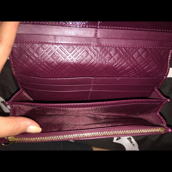 Authentic Burberry Wallet - Picture 3 of 3