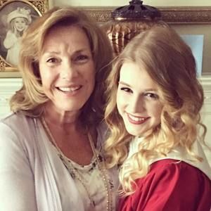 Meet your Posher, Kaitlin