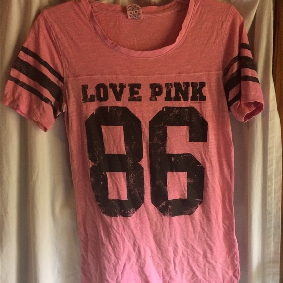 VS PINK short sleeve shirt