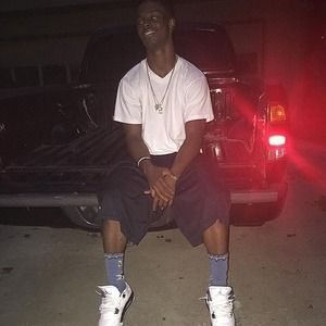 Meet your Posher, Dewayne