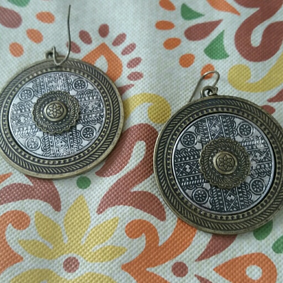 Woman's Earrings