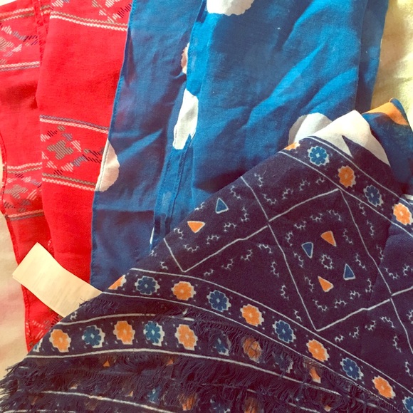 3 Scarf Hollister Pack