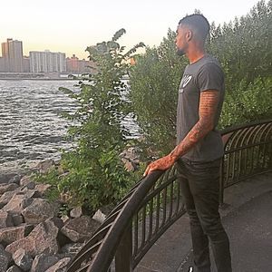 Meet your Posher, Vaughn