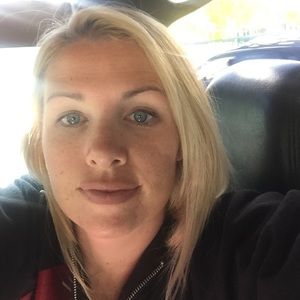 Meet your Posher, Candice