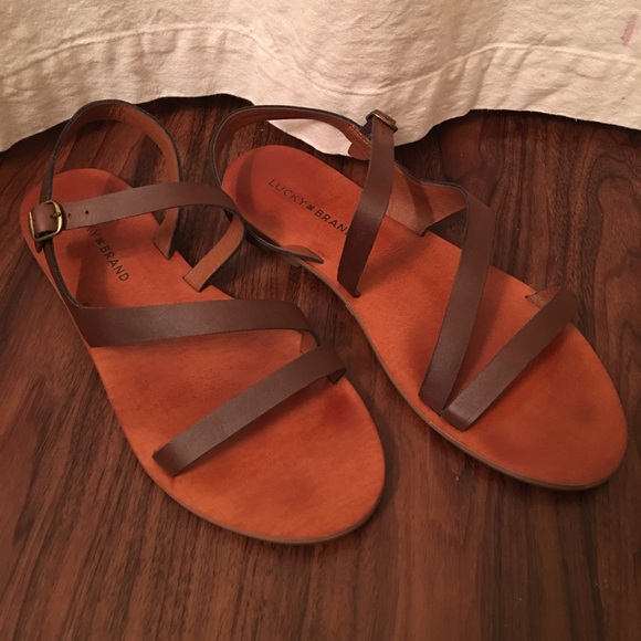 Lucky Brand Shoes - NWOT Lucky Brand Strappy Sandal