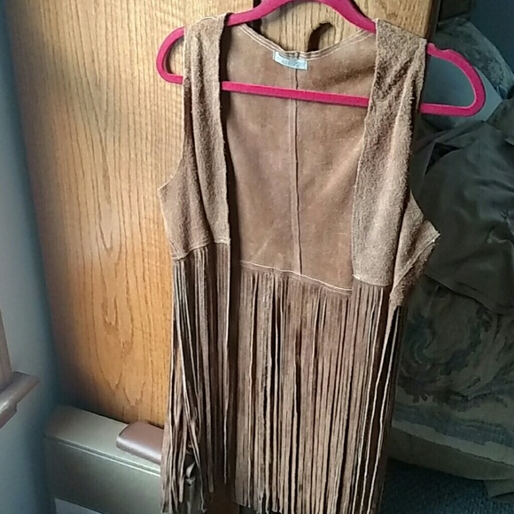 Jackets & Blazers - Gorgeous leather fringe vest