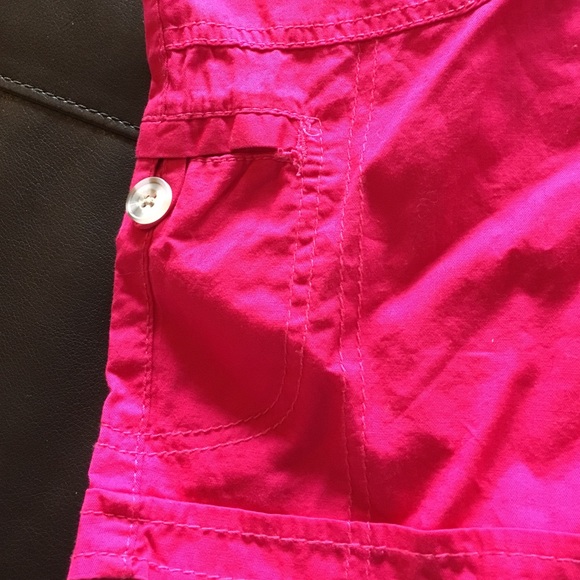 Shorts - Picture 2 of 3