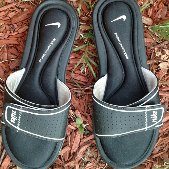 Nike Cushion Foam Slides