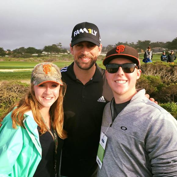 Meet your Posher, Caitlin