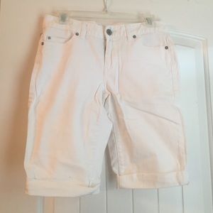 NWOT Calvin Klein Bermuda Length Shorts