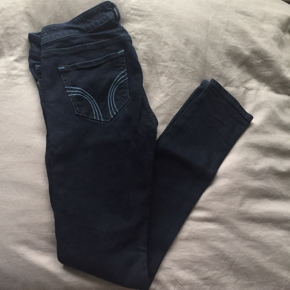 Hollister Super Skinny dark wash