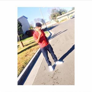 Meet your Posher, Derrick