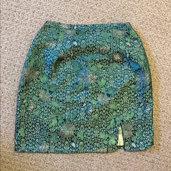 HOLD NWT Brandy Melville Moss Skirt