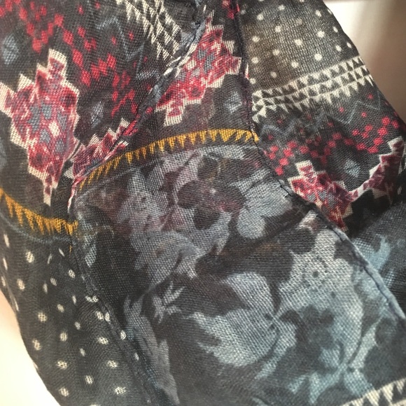 Infinity scarf - Picture 2 of 2