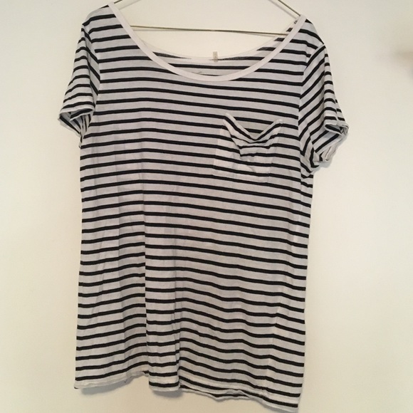 Stem (Nordstrom brand) wide neck pocket tee