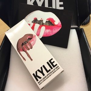 NEW IN BOX Kylie Cosmetics Lip Kit in Maliboo