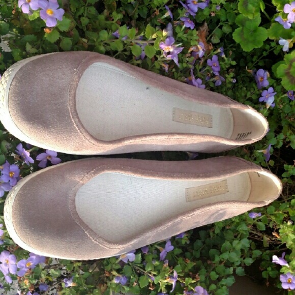 Nine West Suede Flats
