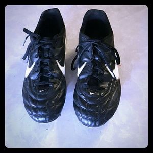 Mens Nike Soccer Cleats size 11