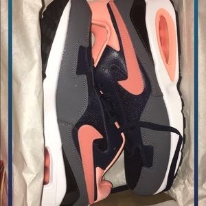 Nike air max athletic shoes