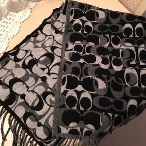 Coach winter scarf