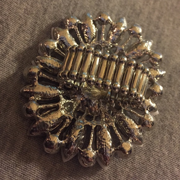 Ring - Picture 2 of 2