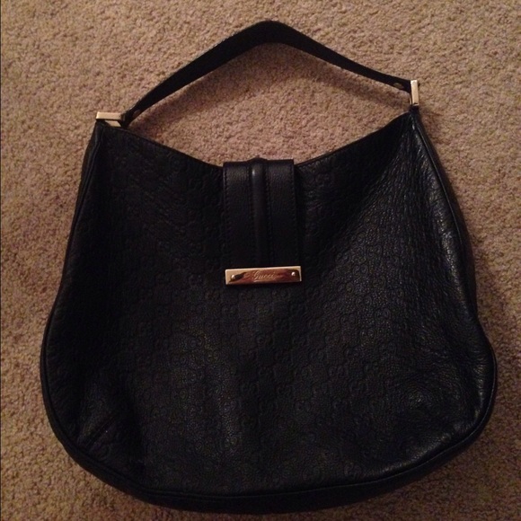 Black Gucci shoulder Bag