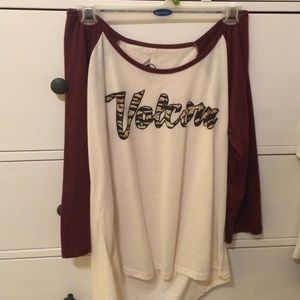 Baseball tee