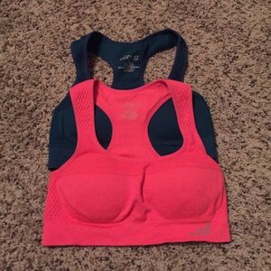 Bundle! Sports bras.