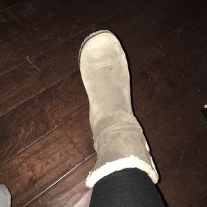 Meet your Posher, Robin