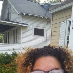 Meet your Posher, Sierra